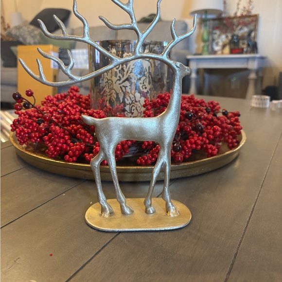 * SET OF 2 * NWT Pottery Barn Brass Merry Reindeer Set (1 Small & 1 Medium) - Picture 8 of 9